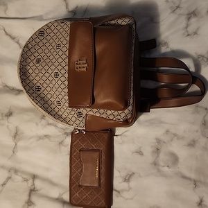 Tommy Hilfiger Set of 2 Wallet and Backpack